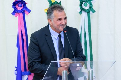  (<a class="download" href="https://www.santaleopoldina.es.leg.br/institucional/fotos/sessao-solene-2023/sergio-tribuna-2.jpg/at_download/image">Download</a>)